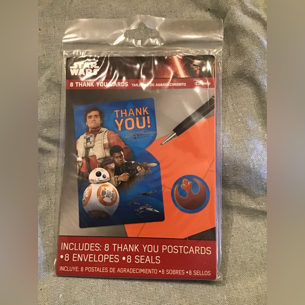Star Wars “ the force awakens” 8 count thank you cards -New
